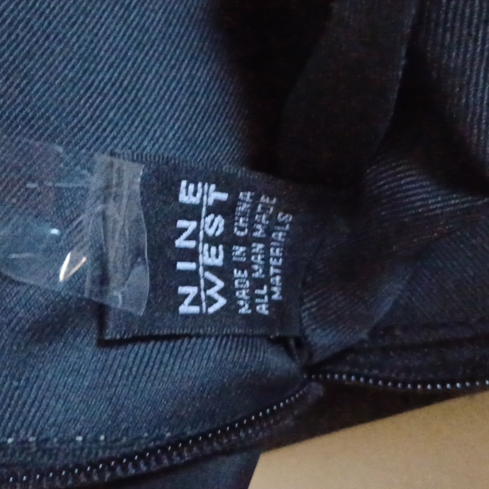 Small Purse - Picture 4 of 4